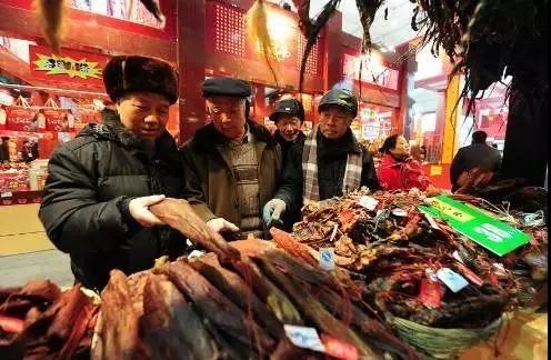 時(shí)代儒商｜新時(shí)代商廈徐家樓店首屆年貨大集 你的年味我們承包了！