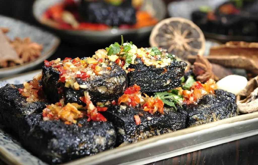 時(shí)代儒商｜新時(shí)代商廈寶龍店三樓裝修升級(jí) 火爆招商中